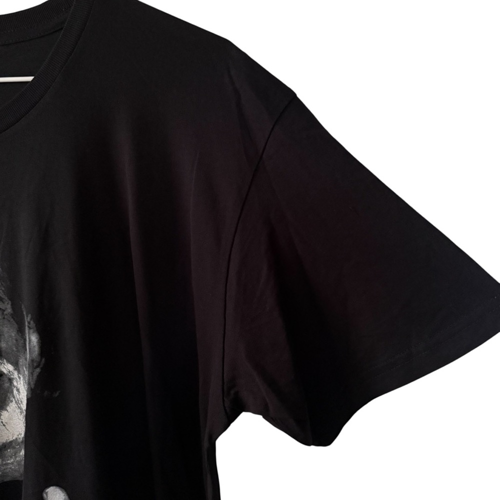 NEW Willie Nelson Middle Finger Black Men’s Graphic T Shirt Size M, L, XL - Picture 5 of 12